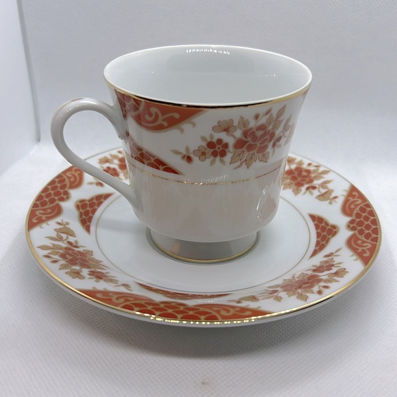 MIKASA EMPRESS FOOTED TEACUP AND SAUCER FINE CHINE VINTAGE L6009 - Picture 13 of 14